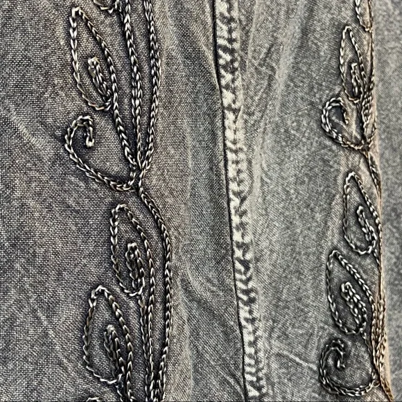 Urban Celt sleeveless grey maxi dress with tie waist - Picture 6 of 6